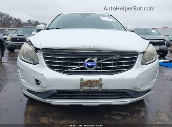 YV449MRU7H2009666 2017 VOLVO XC60 Белый Вид задней части салона