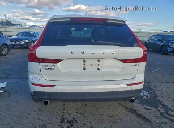 YV4A22RKXJ1022305 2018 VOLVO XC60 Белый Вид сзади