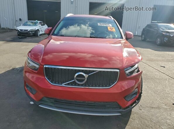 YV4AC2HK7M2454394 2021 VOLVO XC40 Maroon Widok z przodu