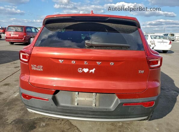 YV4AC2HK7M2454394 2021 VOLVO XC40 Maroon Widok z tyłu