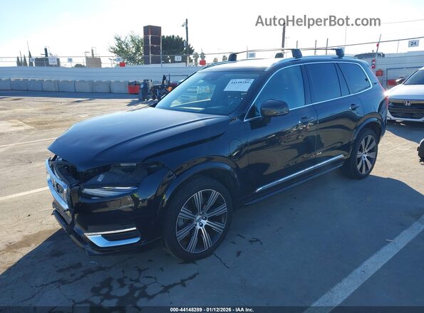 YV4BR00L3M1736498 2021 VOLVO XC90 RECHARGE PLUG-IN HYBRID Черный Передняя левая четверть