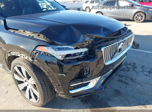 YV4BR00L3M1736498 2021 VOLVO XC90 RECHARGE PLUG-IN HYBRID Черный Вид спереди