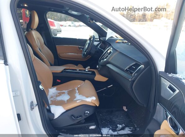 YV4BR0CL8M1673149 2021 VOLVO XC90 RECHARGE PLUG-IN HYBRID Белый Вид салона спереди