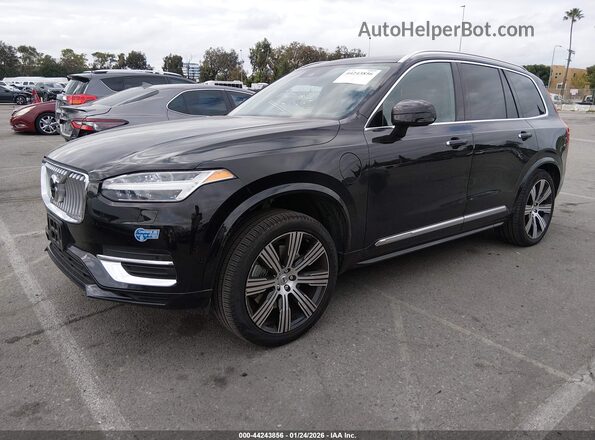 YV4BR0CL9M1682586 2021 VOLVO XC90 RECHARGE PLUG-IN HYBRID Черный Передняя левая четверть