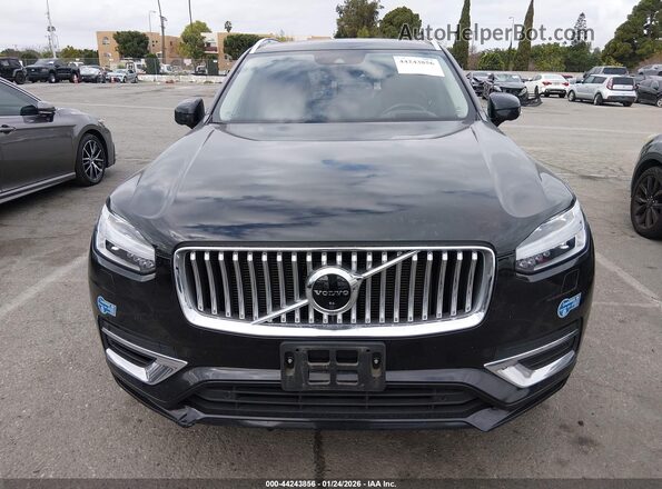 YV4BR0CL9M1682586 2021 VOLVO XC90 RECHARGE PLUG-IN HYBRID Черный Вид задней части салона