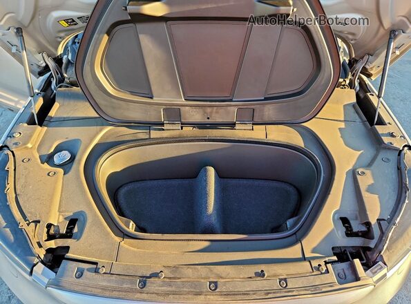 YV4ED3GM5P2050439 2023 VOLVO C40 Серебряный Вид подкапотного пространства