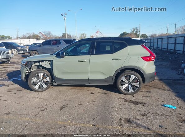YV4ED3UL2P2106509 2023 VOLVO XC40 RECHARGE PURE ELECTRIC Green 360 interior view