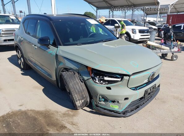 YV4ED3UM2P2086867 2023 VOLVO XC40 RECHARGE PURE ELECTRIC Gray Front right