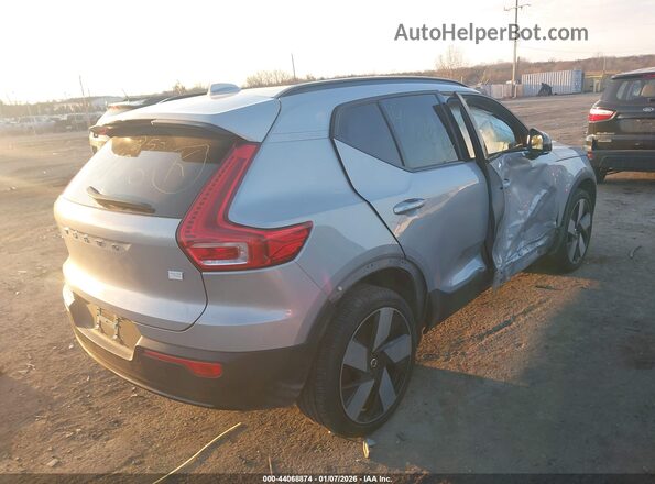 YV4ED3UM3P2075389 2023 VOLVO XC40 RECHARGE PURE ELECTRIC Silver Задня права чверть