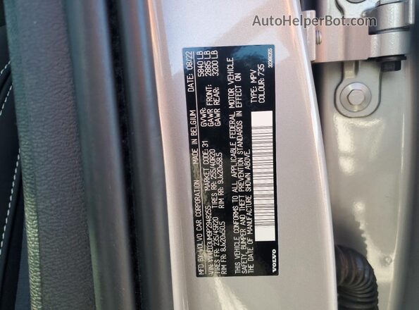YV4ED3UM9P2948255 2023 VOLVO XC40 Silver Widok naklejki z numerem VIN