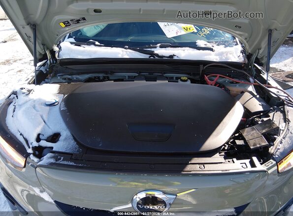 YV4ED3UW8P2076829 2023 VOLVO XC40 RECHARGE PURE ELECTRIC Green Вид ззаду