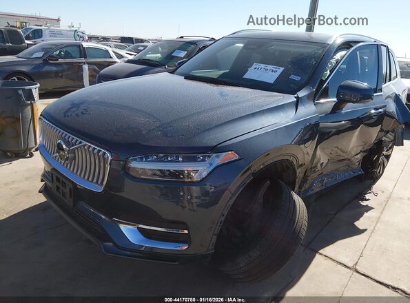 YV4H60CF5R1226671 2024 VOLVO XC90 RECHARGE PLUG-IN HYBRID Синий Передняя левая четверть