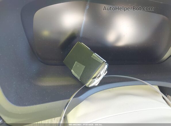 YV4H60CLXN1859411 2022 VOLVO XC90 RECHARGE PLUG-IN HYBRID Бежевый Вид панели приборов