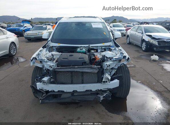 YV4H60CZ7N1847155 2022 VOLVO XC90 RECHARGE PLUG-IN HYBRID Белый Вид задней части салона