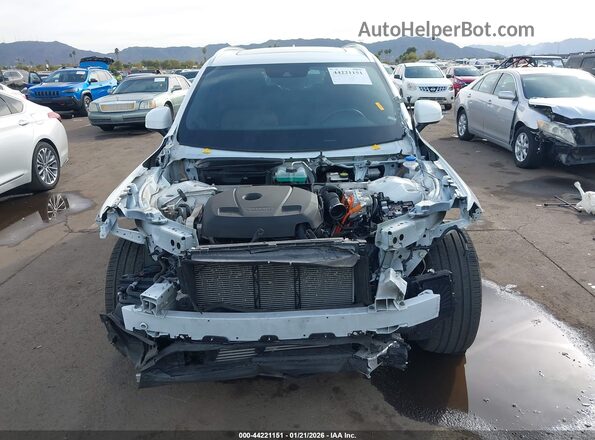 YV4H60CZ7N1847155 2022 VOLVO XC90 RECHARGE PLUG-IN HYBRID Белый Вид спереди