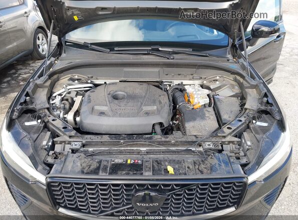 YV4H60DJ3R1865540 2024 VOLVO XC60 RECHARGE PLUG-IN HYBRID Black Vista trasera