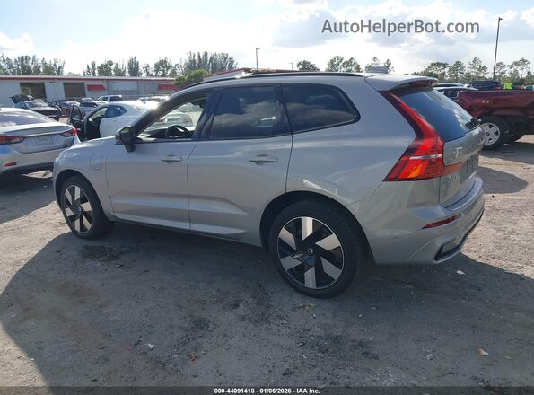 YV4H60DL6R1908690 2024 VOLVO XC60 RECHARGE PLUG-IN HYBRID Silver Tył lewy
