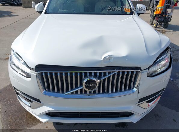 YV4H60LE8R1212139 2024 VOLVO XC90 RECHARGE PLUG-IN HYBRID Белый Вид спереди