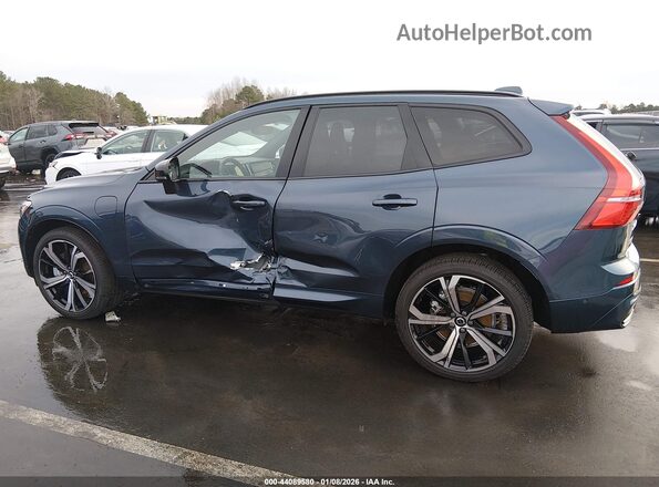 YV4H60RM3S1033673 2025 VOLVO XC60 PLUG-IN HYBRID Dark Blue Панорамный вид салона 360°