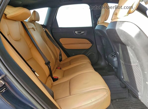 YV4L12RL4N1091467 2022 VOLVO XC60 Синий Вид задней части салона