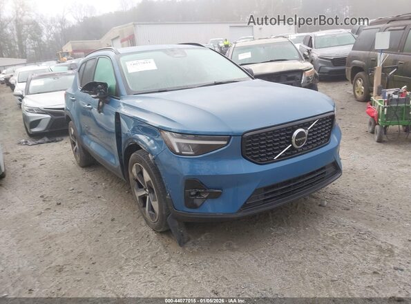 YV4L12UL6P2939062 2023 VOLVO XC40 Синий Передняя правая четверть