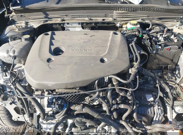 YV4L12UN0P2926079 2023 VOLVO XC40 Black Widok z tyłu
