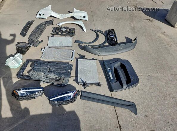 YV4L12UW6P2108509 2023 VOLVO XC40 Белый Вид наклейки с VIN-кодом