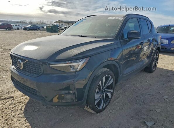 YV4L12UX9P2046970 2023 VOLVO XC40 Black Передня ліва чверть