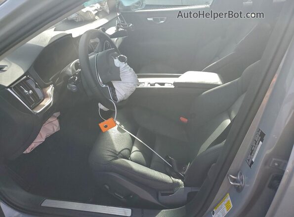 YV4L12WKXS2149650 2025 VOLVO V60 Серый Вид салона спереди