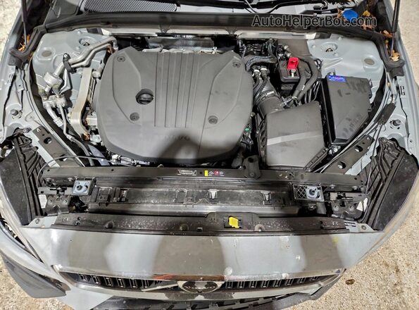 YV4L12WKXS2149650 2025 VOLVO V60 Серый Вид задней части салона