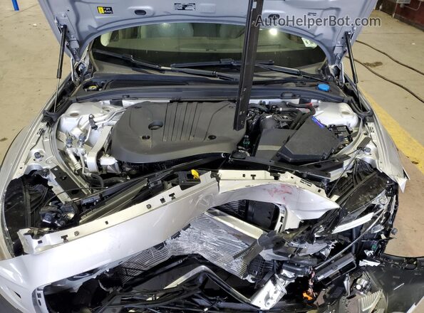 YV4L12WL1S2148802 2025 VOLVO V60 Silver Вид задньої частини салону