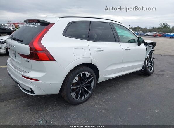 YV4M12RC0T1367614 2026 VOLVO XC60 White Tył prawy