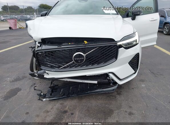 YV4M12RC0T1367614 2026 VOLVO XC60 White Widok z przodu