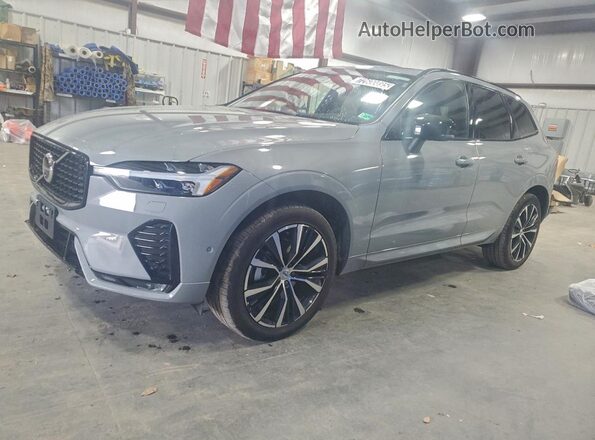 YV4M12RC3S1182682 2025 VOLVO XC60 Серый Передняя левая четверть