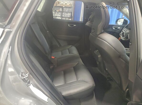 YV4M12RC3S1182682 2025 VOLVO XC60 Серый Вид задней части салона