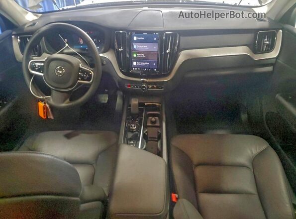 YV4M12RC3S1182682 2025 VOLVO XC60 Серый Вид панели приборов