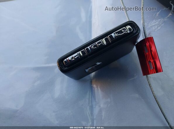 YV4M12RC4T1315130 2026 VOLVO XC60 Белый Вид панели приборов