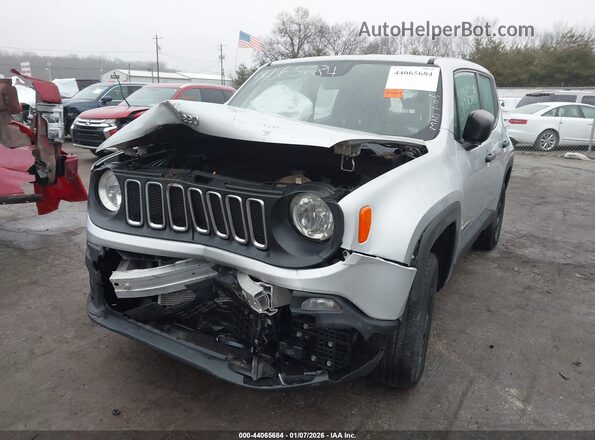 ZACCJBAB9JPH71977 2018 JEEP RENEGADE Silver Вид спереду