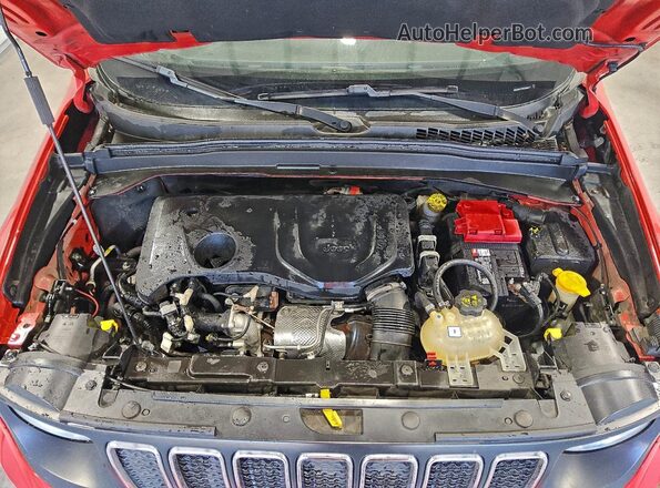 ZACNJAB17KPJ94471 2019 JEEP RENEGADE Red Vista del compartimento del motor