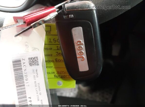ZACNJDB17PPP70682 2023 JEEP RENEGADE White Widok deski rozdzielczej