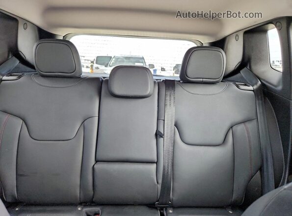 ZACNJDC12NPN86875 2022 JEEP RENEGADE Black უკანა სავარძლების ხედი