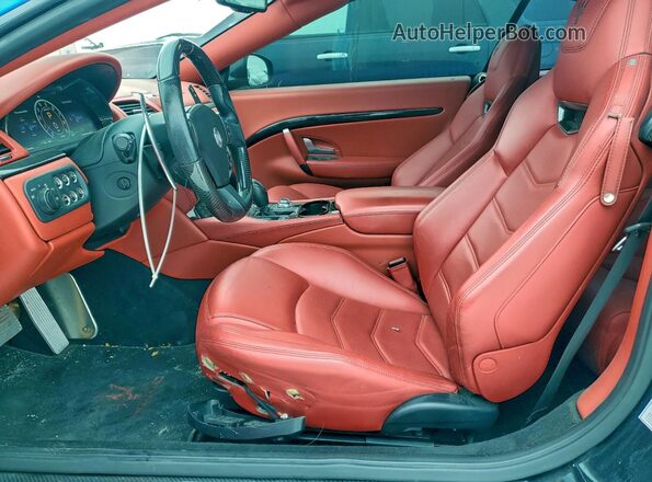 ZAM45VMA5J0276206 2018 MASERATI GRANTURISM Blue წინა სალონის ხედი