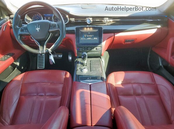 ZAM56PPS5H1228629 2017 MASERATI QUATTROPOR White Widok deski rozdzielczej