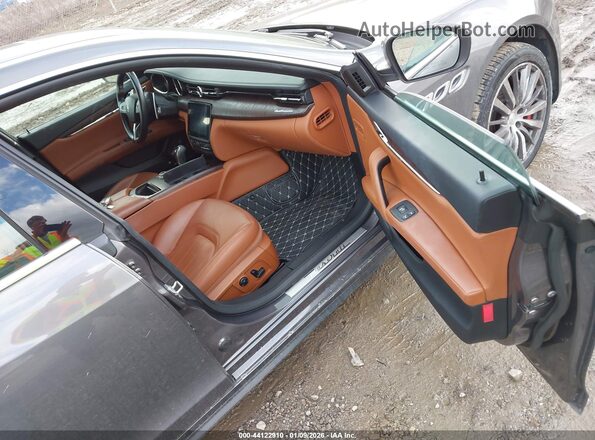 ZAM56YRA2J1295009 2018 MASERATI QUATTROPOR Серый Вид салона спереди
