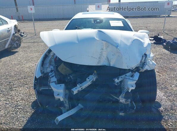 ZAM57XSL2K1309902 2019 MASERATI GHIBLI Белый Вид задней части салона