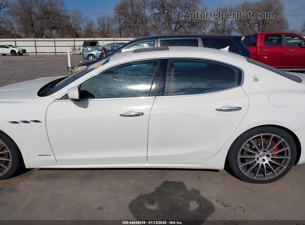 ZAM57YSL1M1362065 2021 MASERATI GHIBLI Белый 
