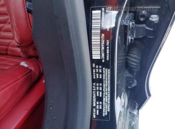ZAM57YTM1PX421754 2023 MASERATI GHIBLI Черный Вид подкапотного пространства
