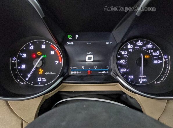 ZARFAECN2H7550790 2017 ALFA ROMEO GIULIA Белый Вид щитка приборов