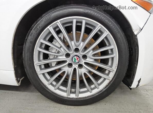 ZARFAECN2H7550790 2017 ALFA ROMEO GIULIA Белый 
