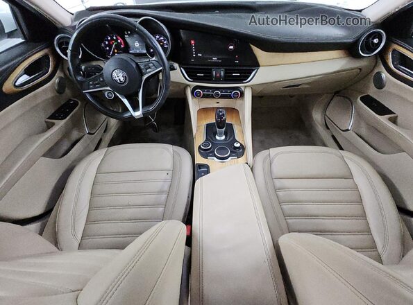 ZARFAECN2H7550790 2017 ALFA ROMEO GIULIA Белый 